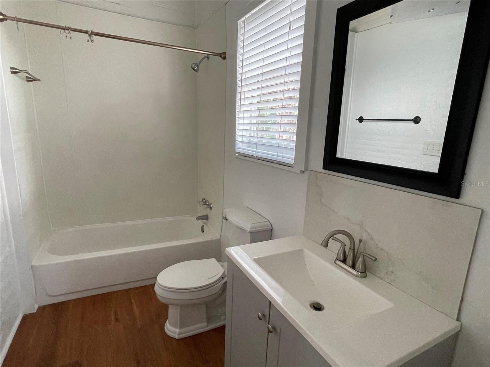 Image 15 of 21 For 2221 11th Avenue
