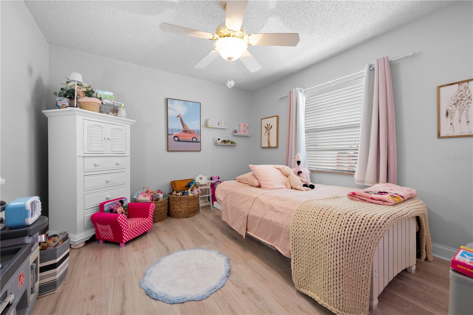 Image 36 of 62 For 18836 Green Park Road