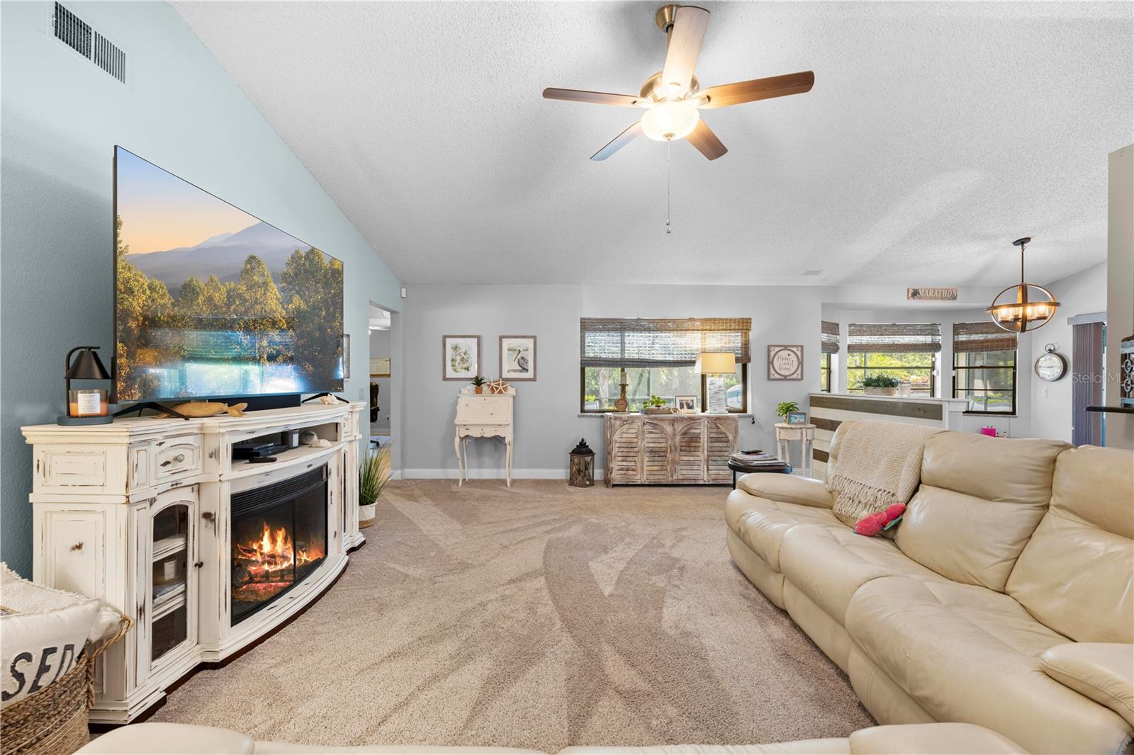 Image 7 of 62 For 18836 Green Park Road