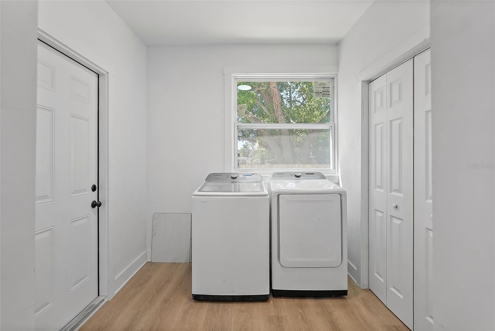 Image 11 of 29 For 3000 19th Avenue S