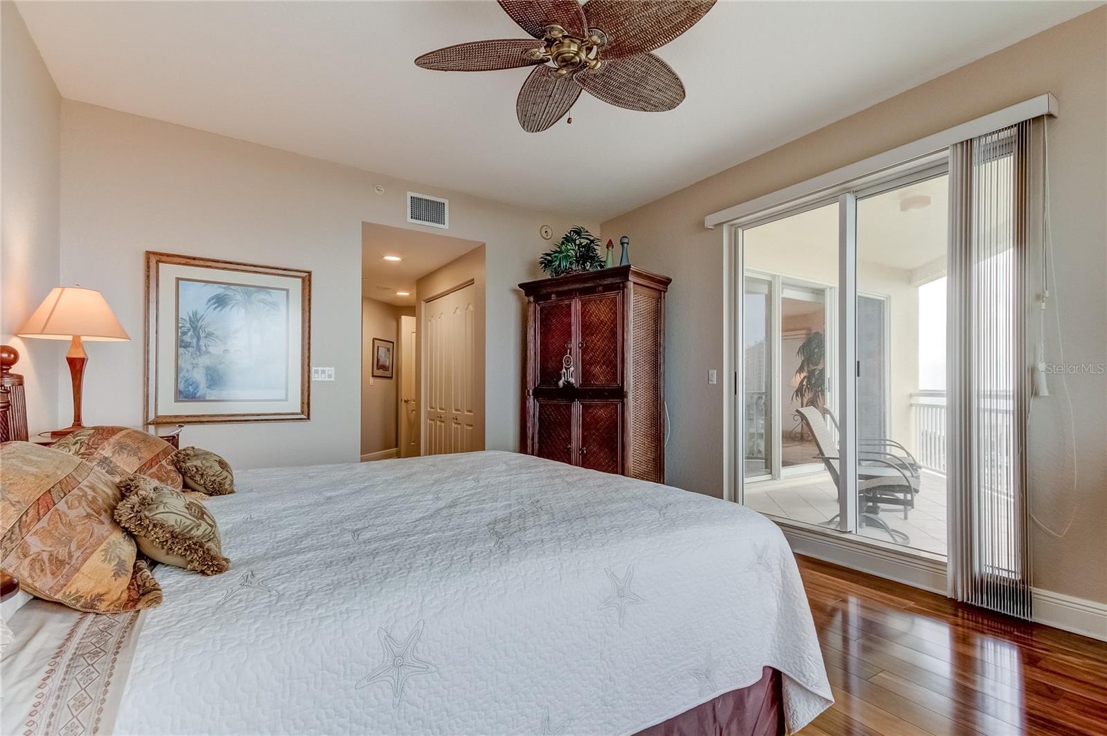 Image 17 of 26 For 1200 Gulf Boulevard 602