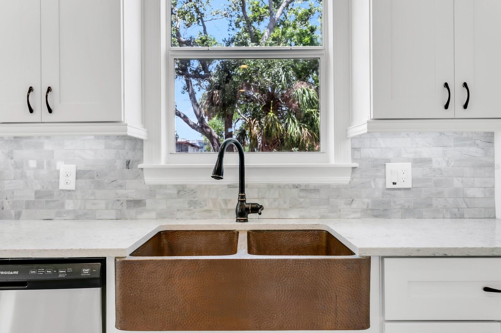 Image 12 of 45 For 7113 Kissimmee Street