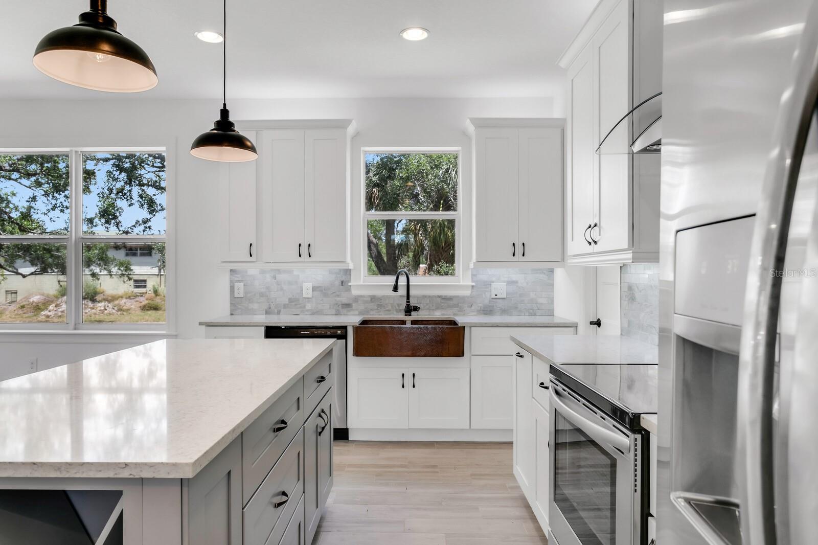 Image 9 of 45 For 7113 Kissimmee Street