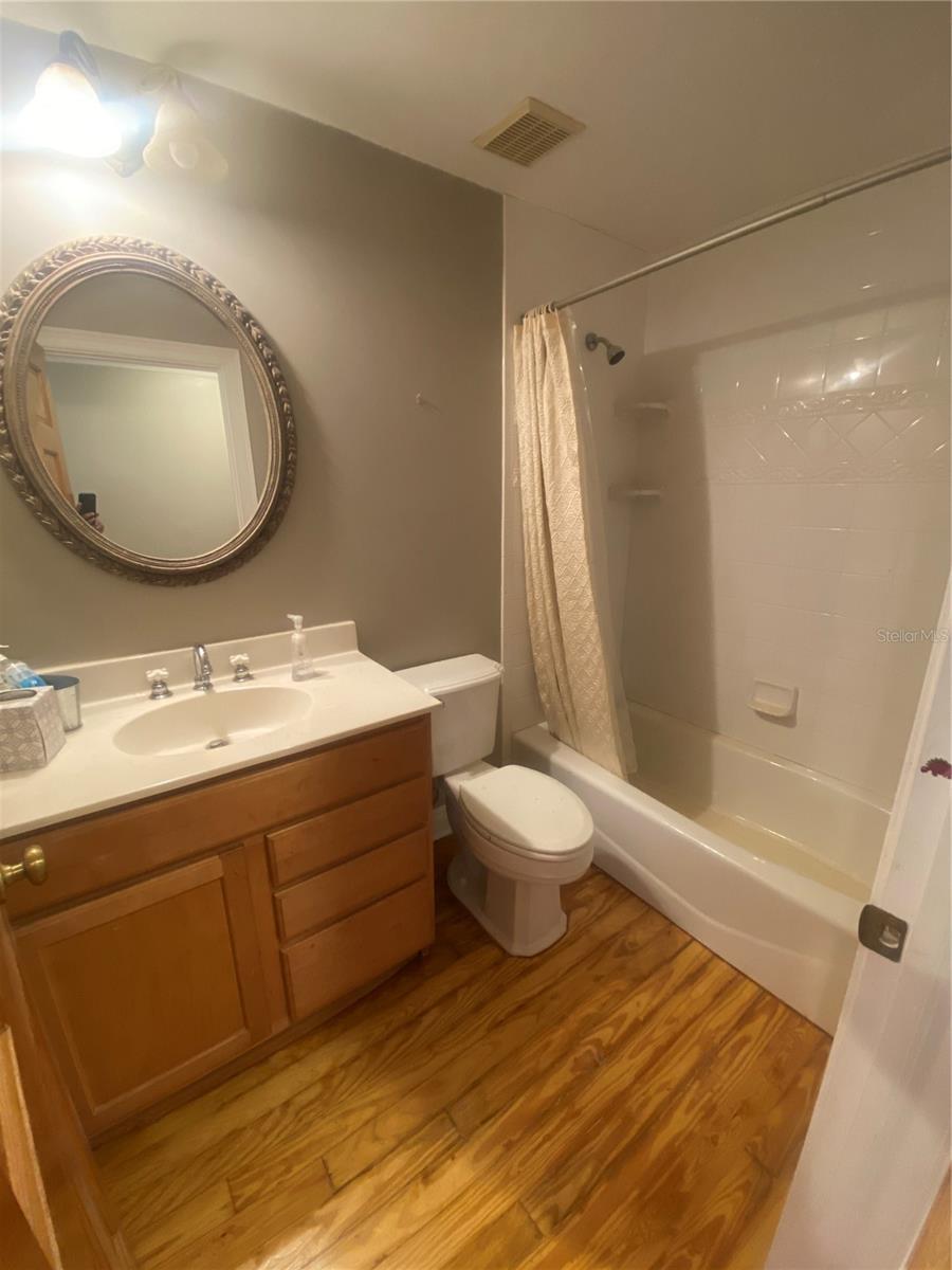 Image 10 of 16 For 18520 Ramblewood Road