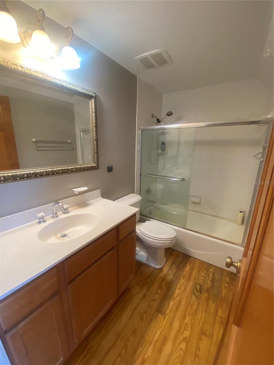 Image 14 of 16 For 18520 Ramblewood Road