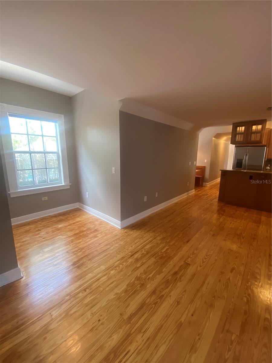 Image 5 of 16 For 18520 Ramblewood Road