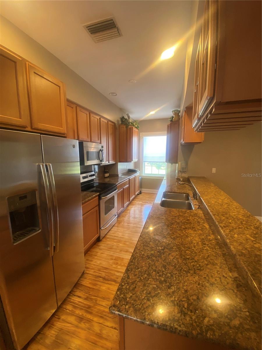 Image 7 of 16 For 18520 Ramblewood Road