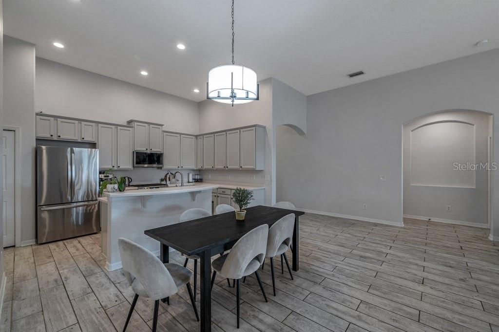 Image 60 of 100 For 3527 101st Avenue E