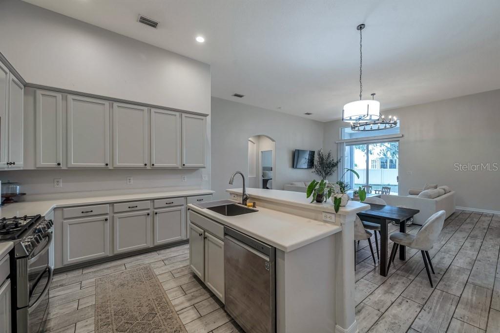 Image 64 of 100 For 3527 101st Avenue E
