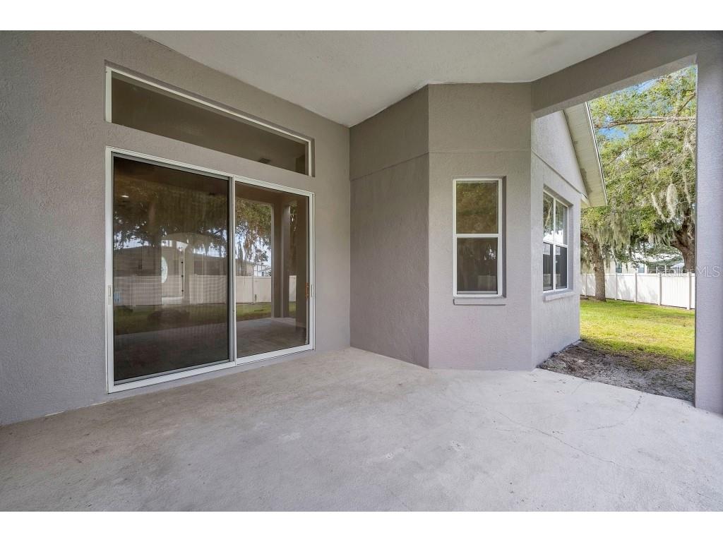 Image 7 of 100 For 3527 101st Avenue E