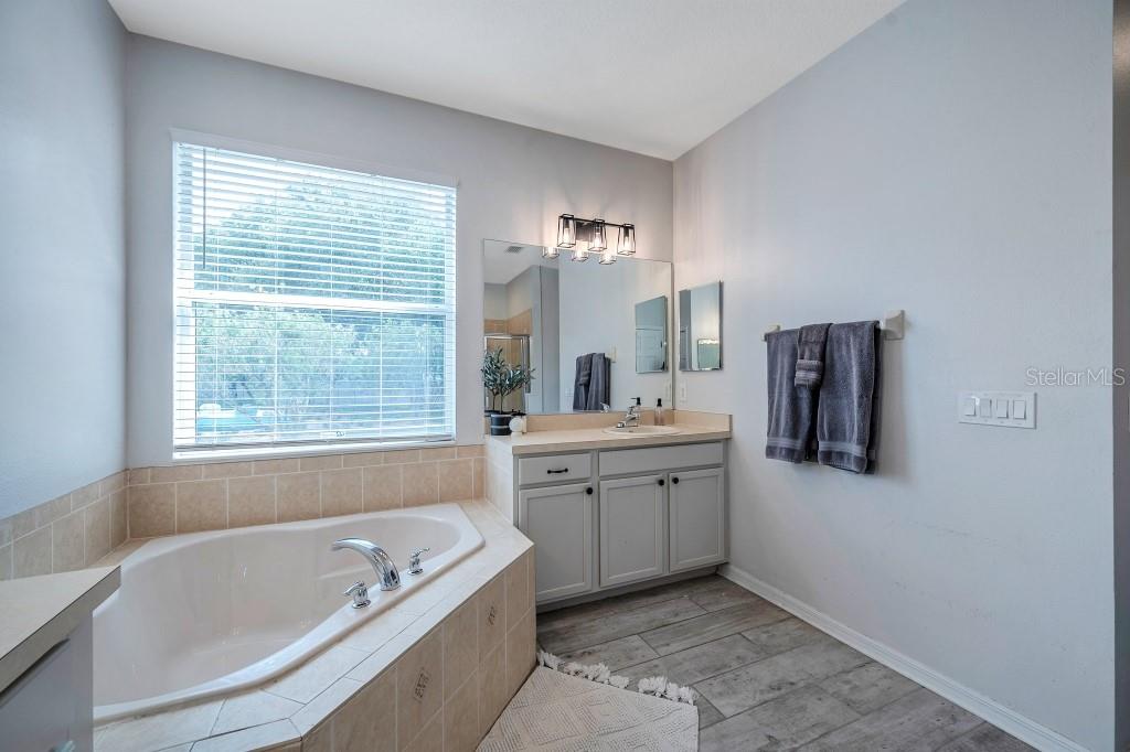 Image 73 of 100 For 3527 101st Avenue E