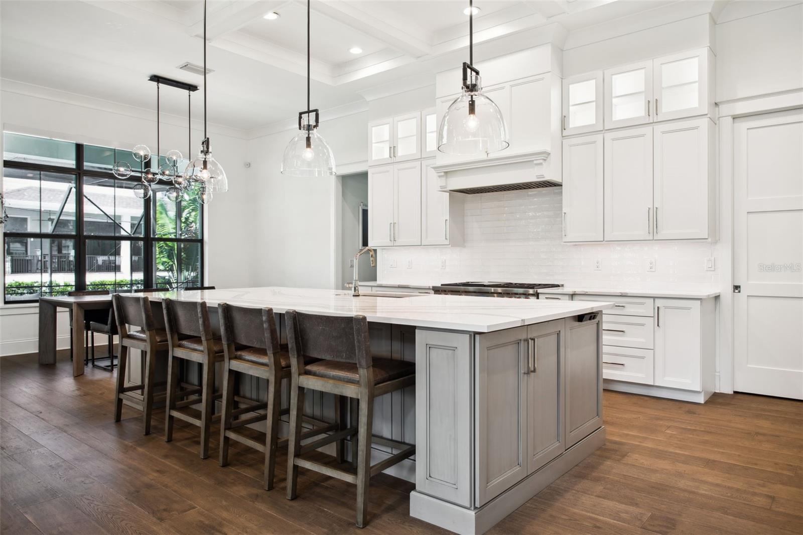 Image 11 of 28 For 5009 Longfellow Avenue