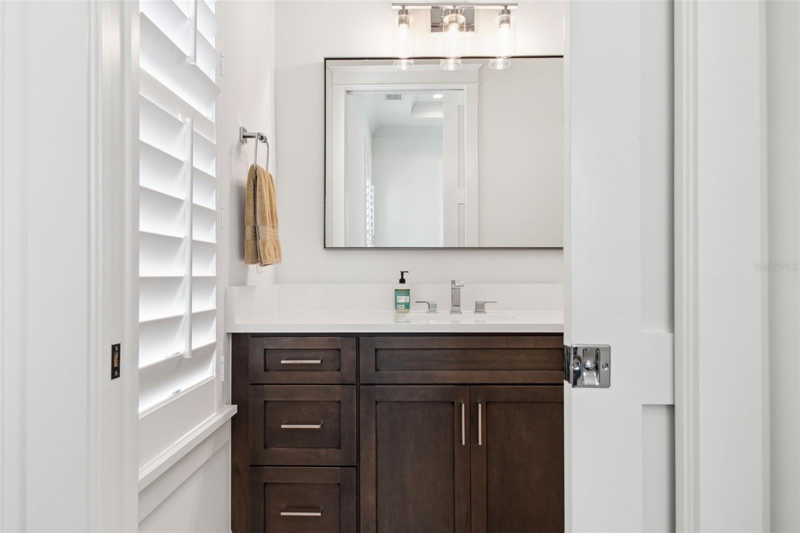 Image 6 of 28 For 5009 Longfellow Avenue