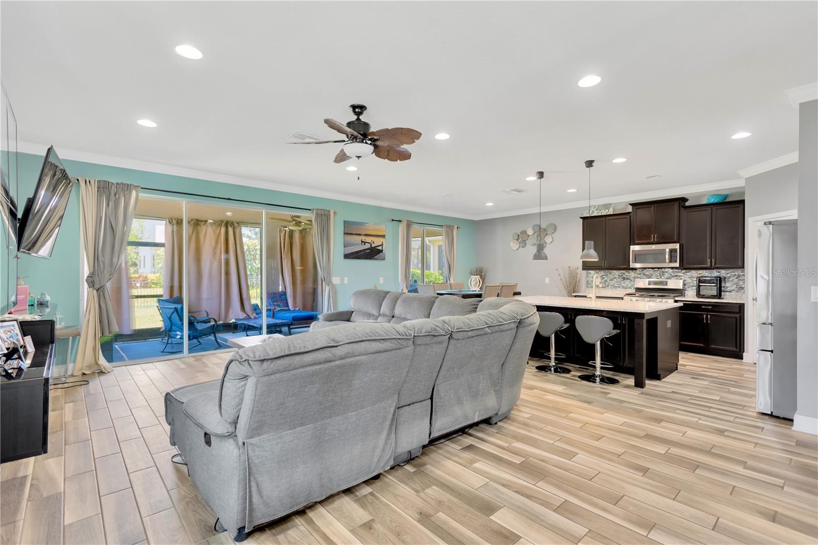 Image 15 of 41 For 7502 Sea Lilly Court