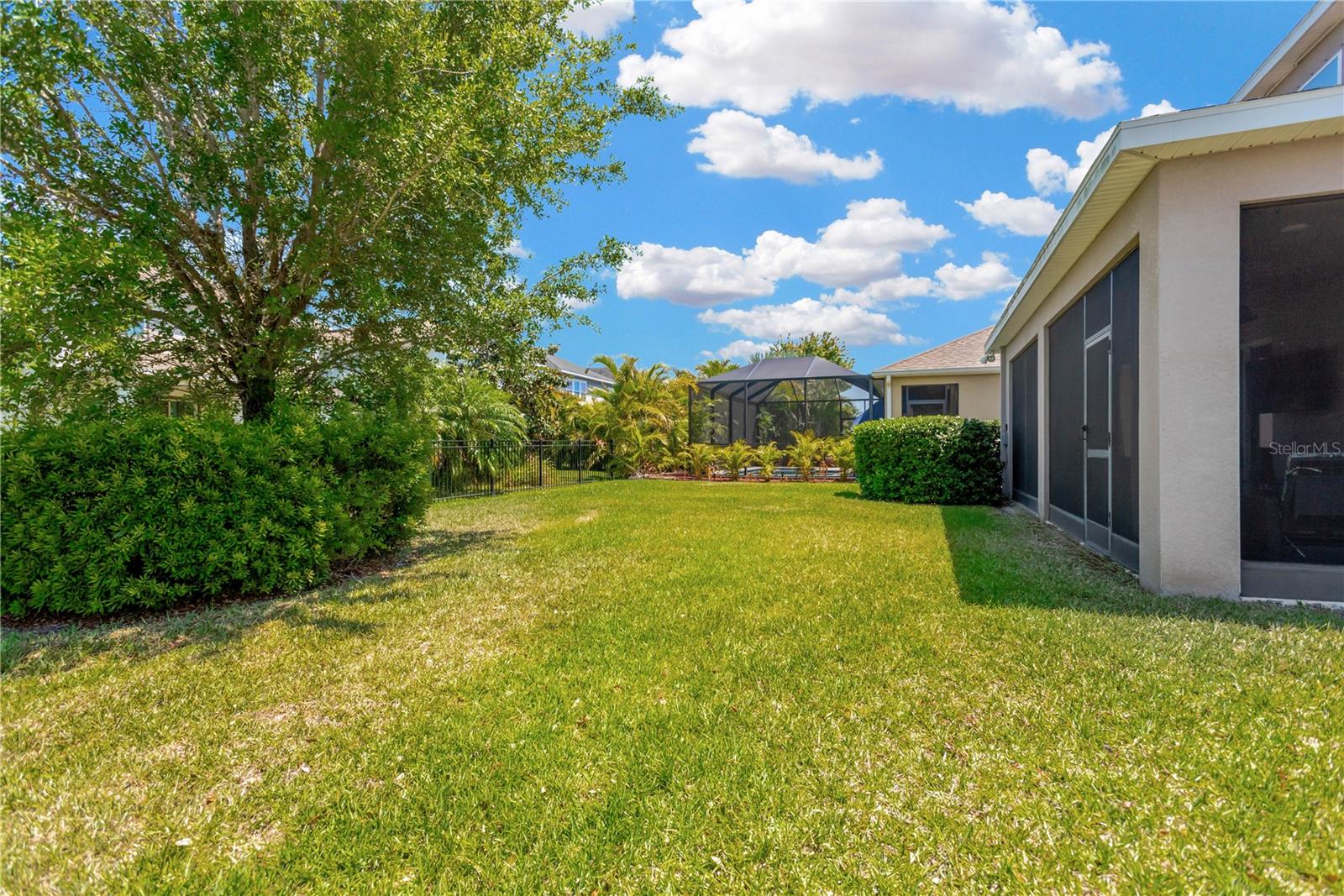 Image 35 of 41 For 7502 Sea Lilly Court