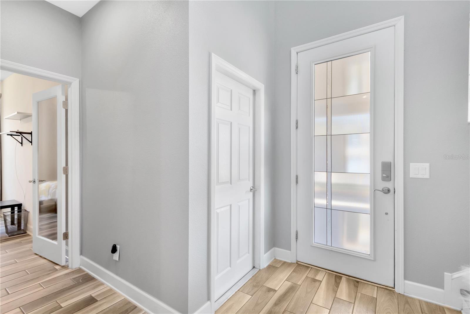 Image 9 of 41 For 7502 Sea Lilly Court