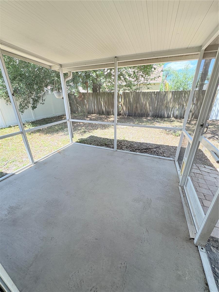 Image 10 of 22 For 32119 Cypress Valley Drive