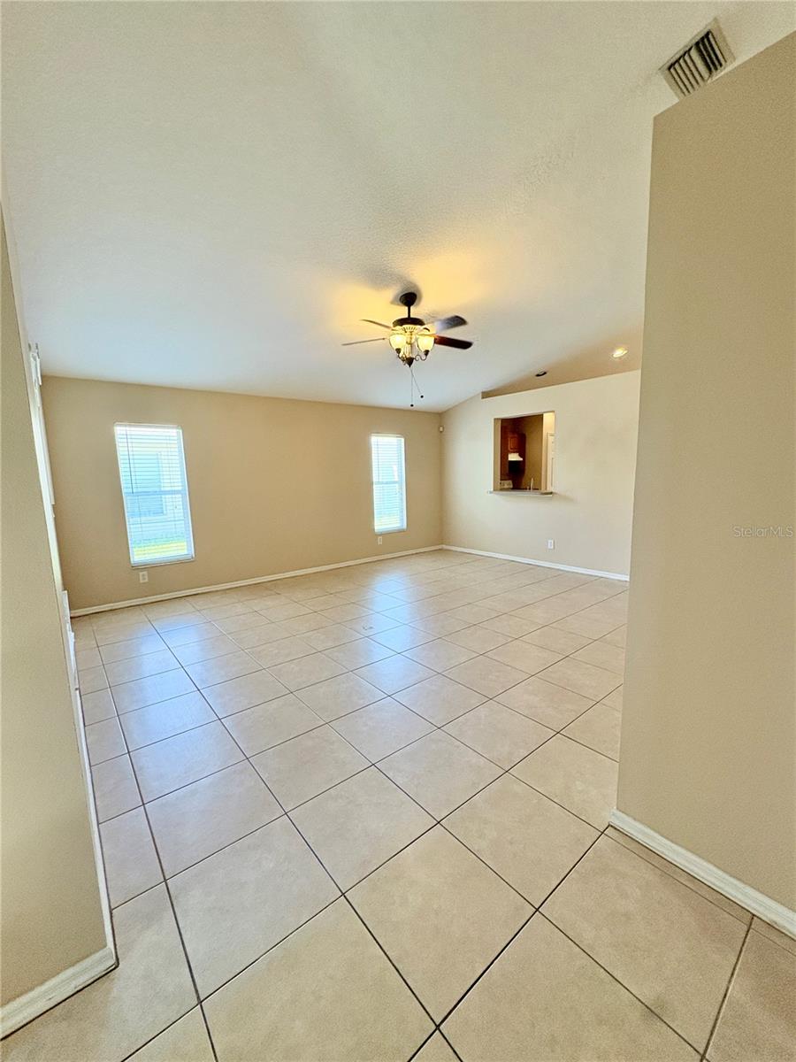 Image 4 of 22 For 32119 Cypress Valley Drive