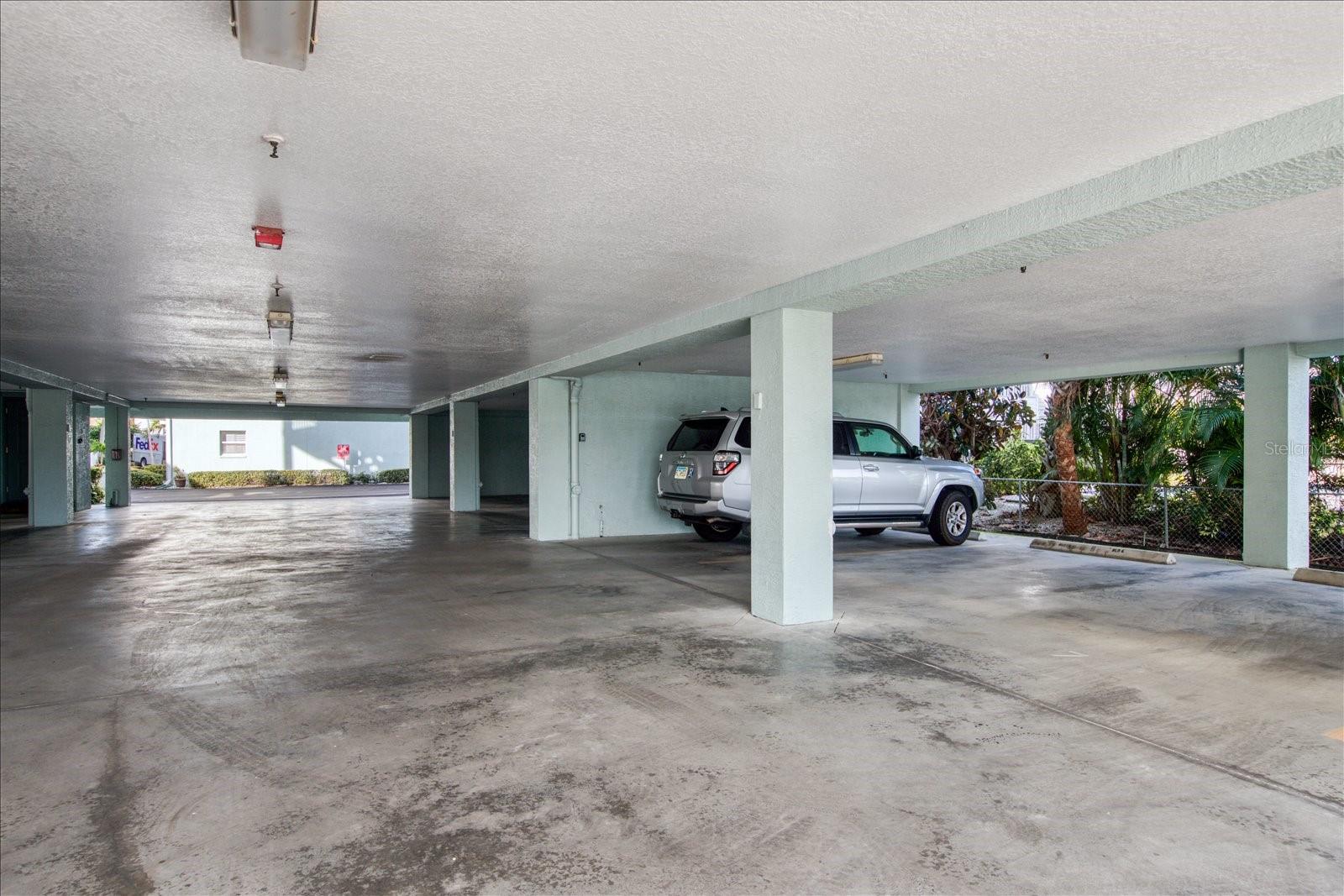 Image 42 of 50 For 19817 Gulf Boulevard 602