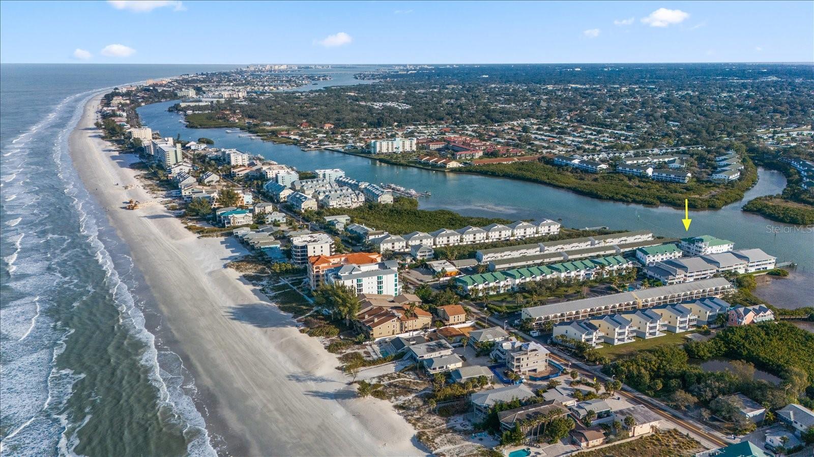 Image 48 of 50 For 19817 Gulf Boulevard 602