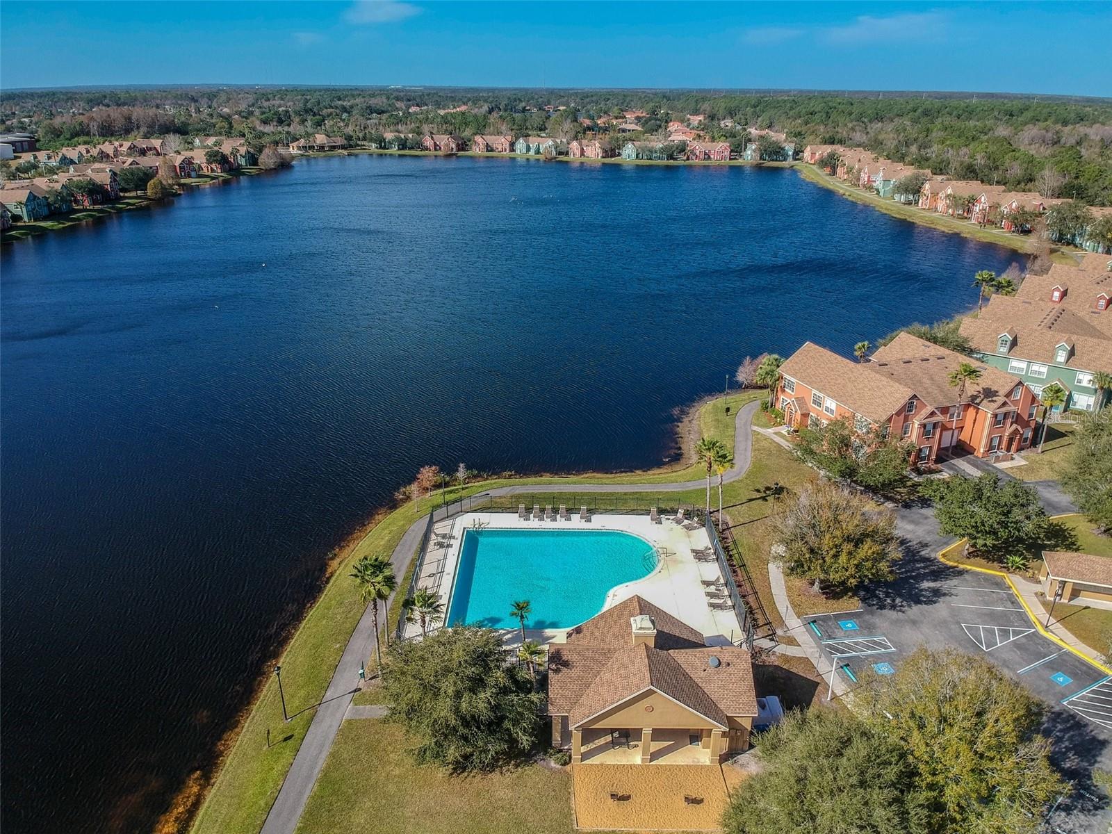 Image 31 of 42 For 9828 Lake Chase Island Way 0