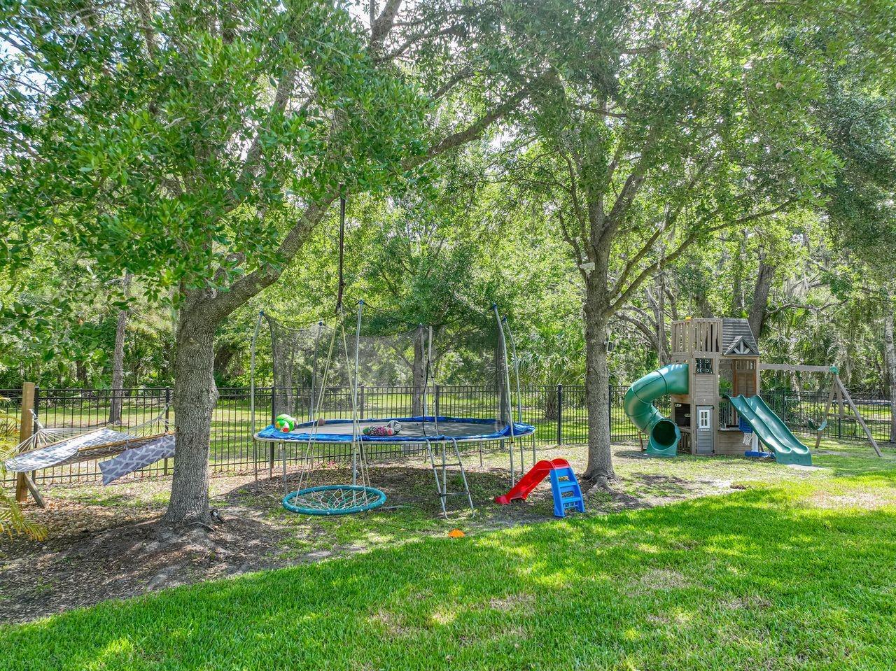 Image 73 of 98 For 7927 Hampton Lake Drive