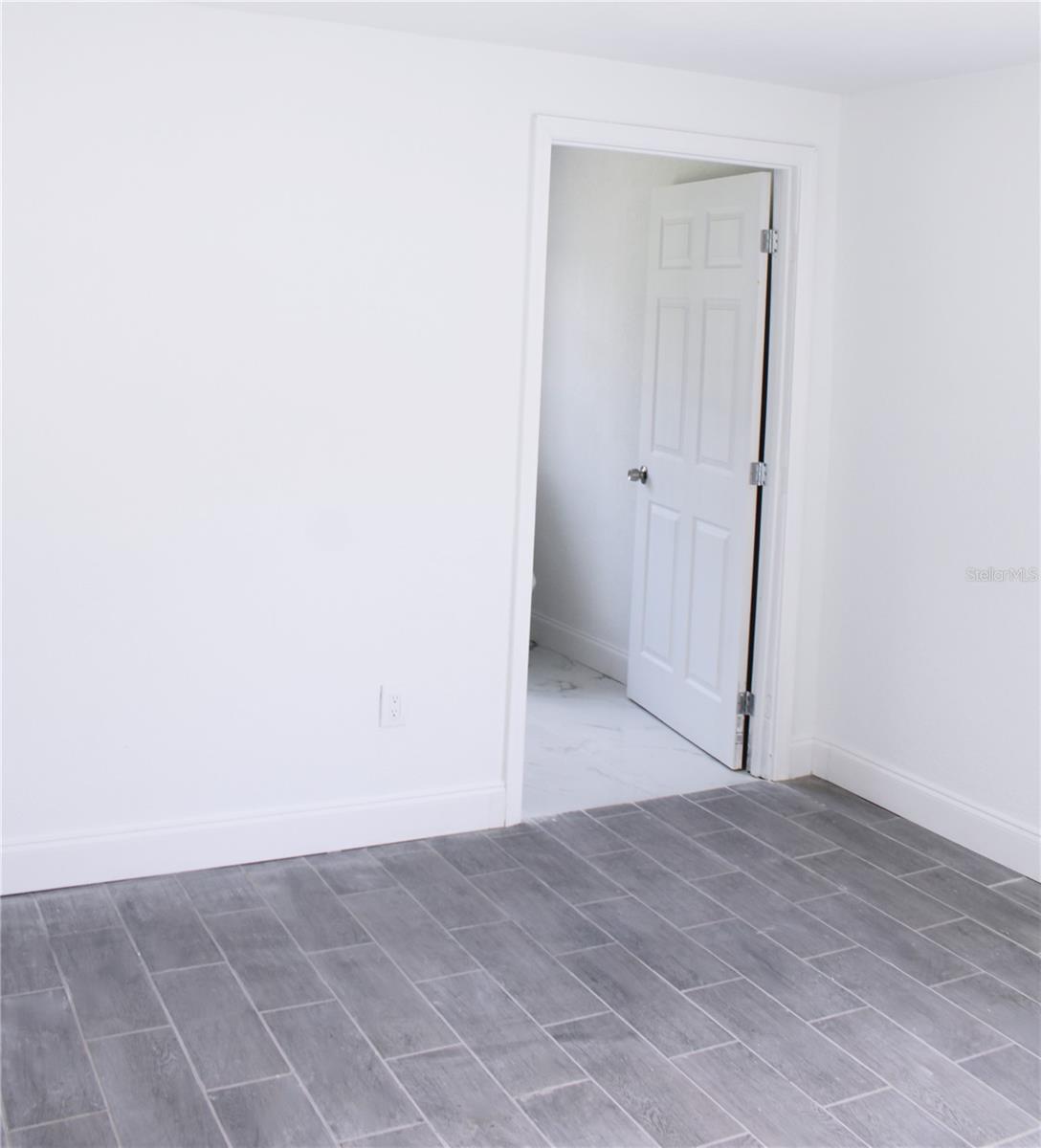 Image 20 of 21 For 8817 Audrey Lane