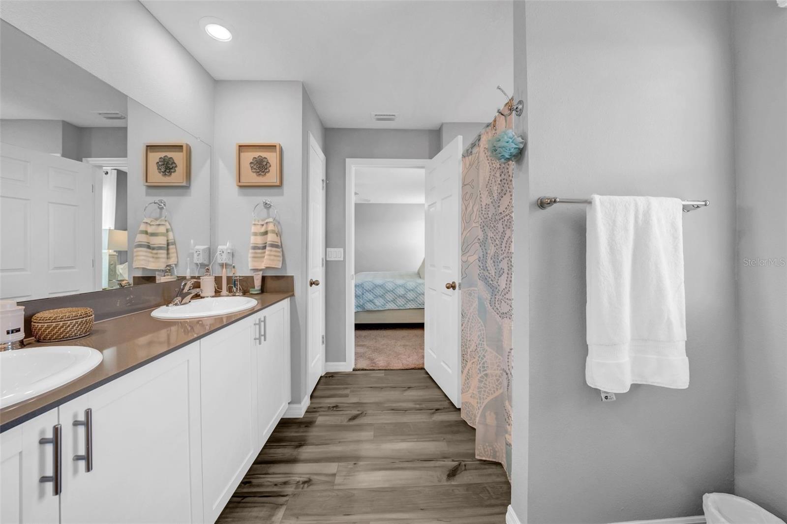 Image 27 of 67 For 12908 Hawkstone Trail Boulevard