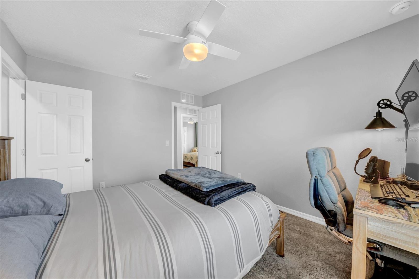Image 38 of 67 For 12908 Hawkstone Trail Boulevard