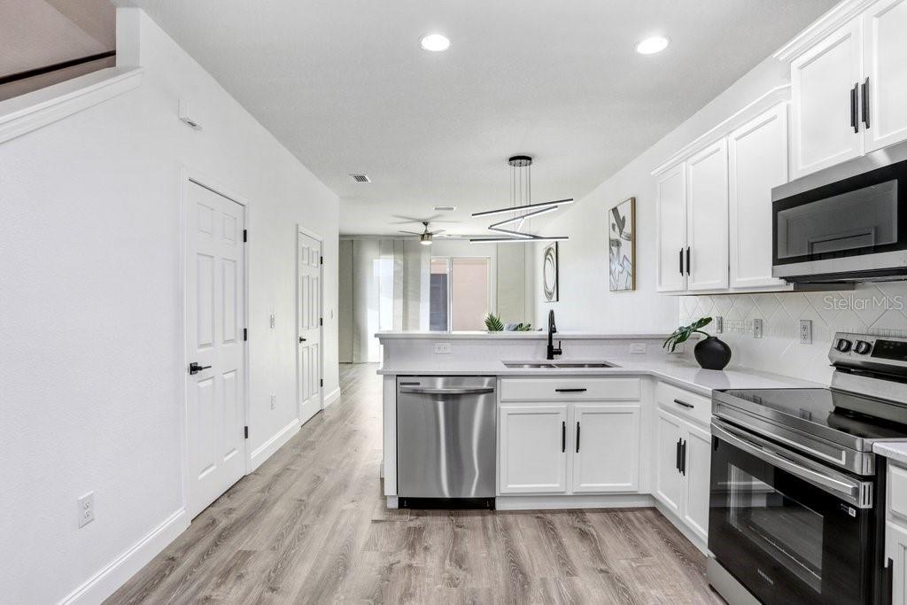 Image 3 of 25 For 8742 Turnstone Haven Place