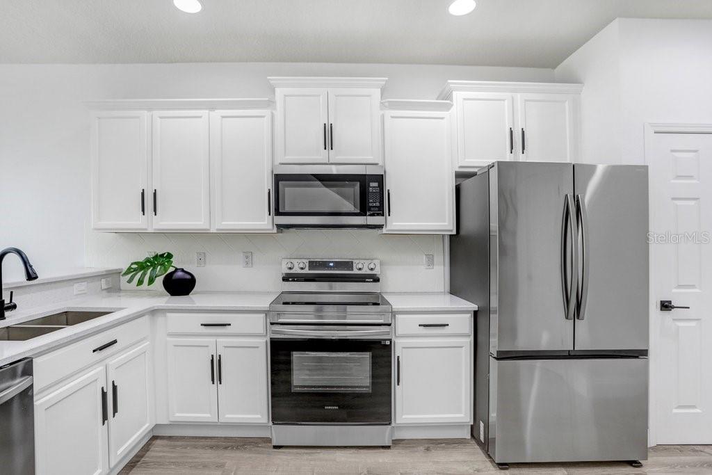 Image 4 of 25 For 8742 Turnstone Haven Place