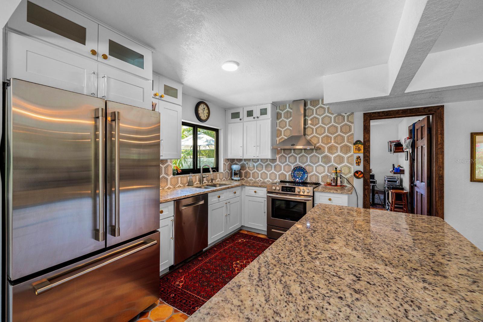 Image 8 of 31 For 6213 12th Avenue S