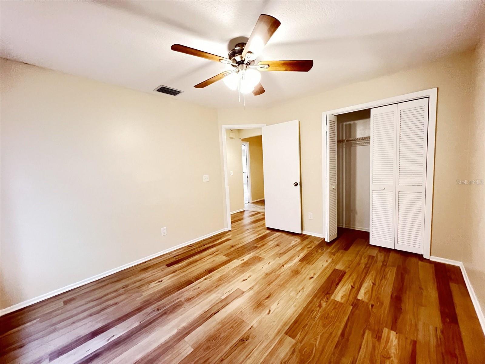 Image 11 of 45 For 3907 Applegate Circle