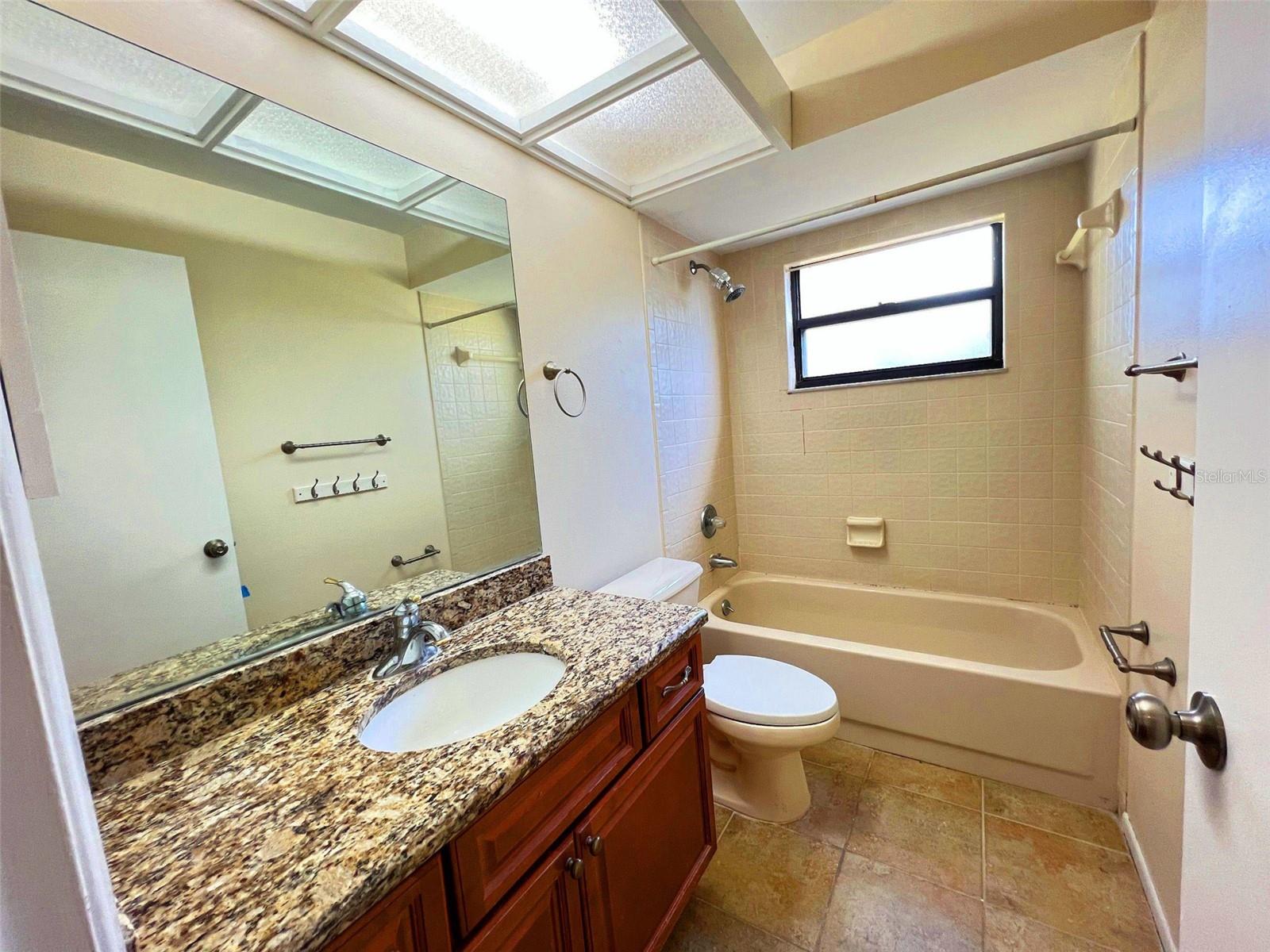 Image 15 of 45 For 3907 Applegate Circle