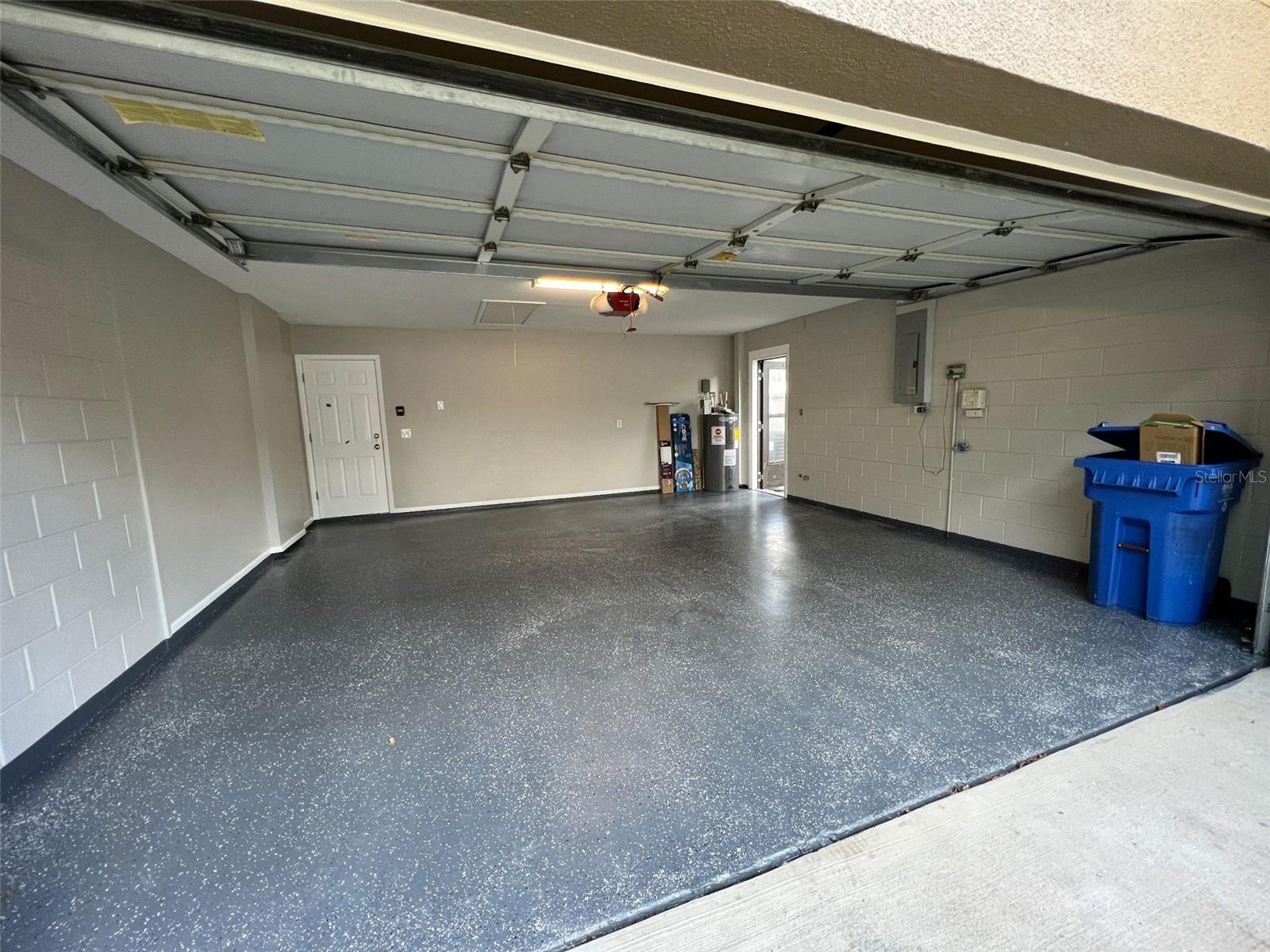 Image 38 of 45 For 3907 Applegate Circle