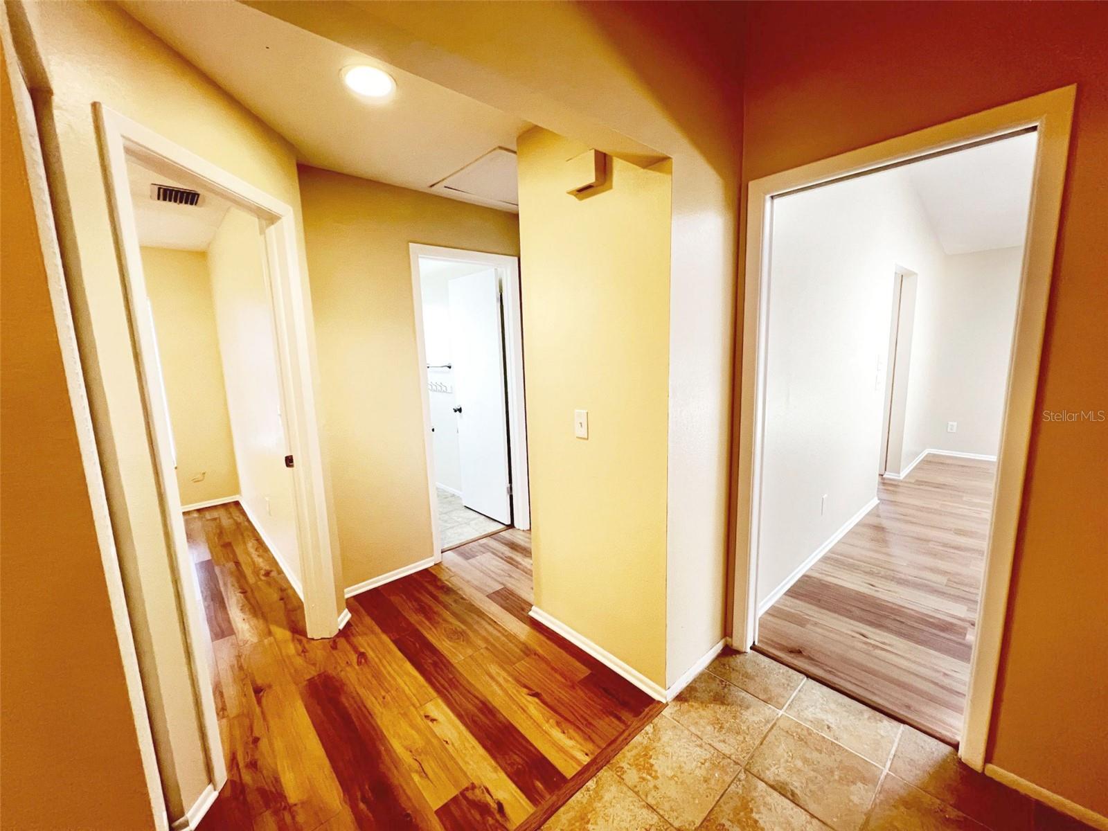 Image 8 of 45 For 3907 Applegate Circle
