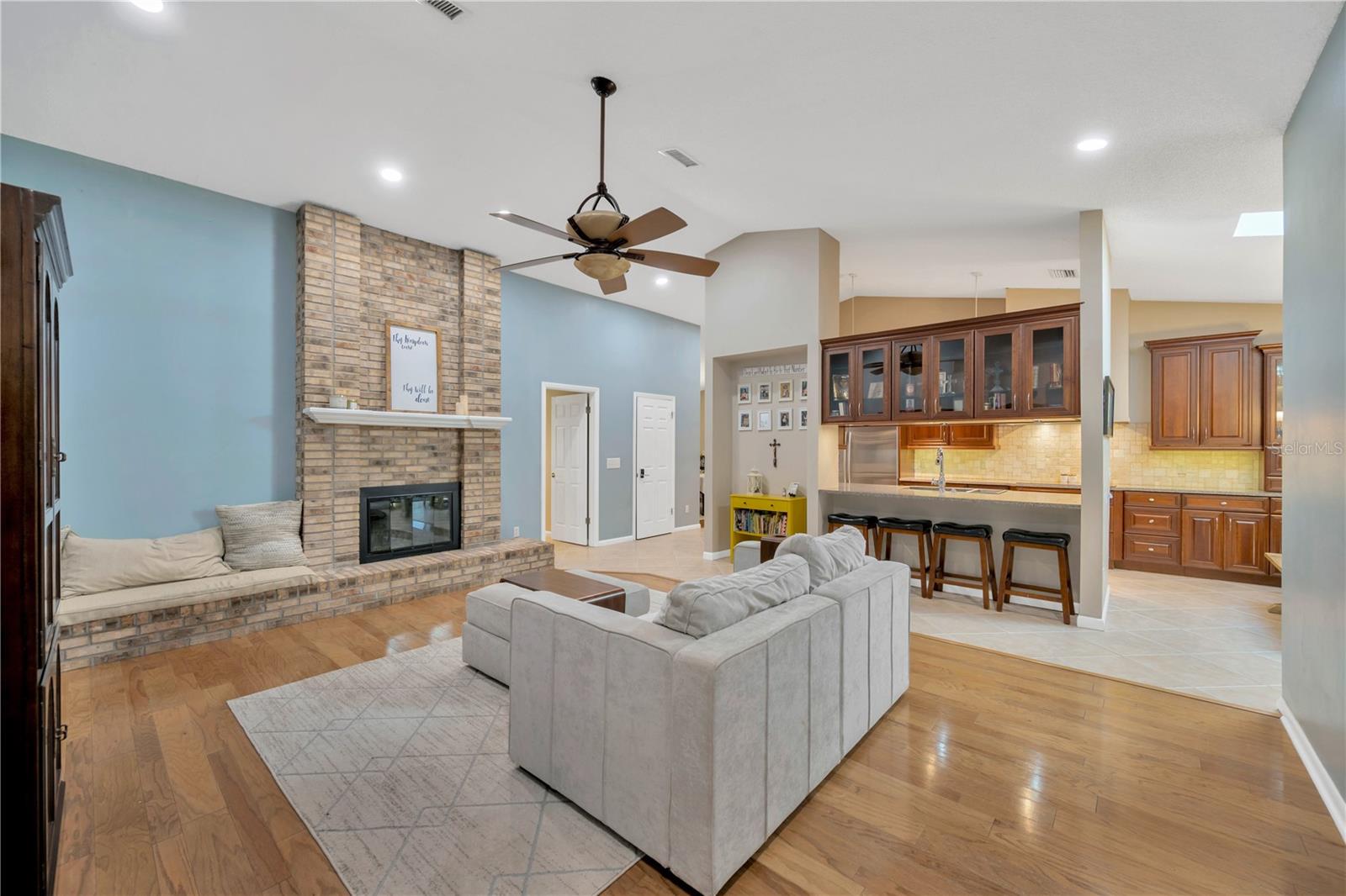 Image 11 of 72 For 1007 Morfield Lane