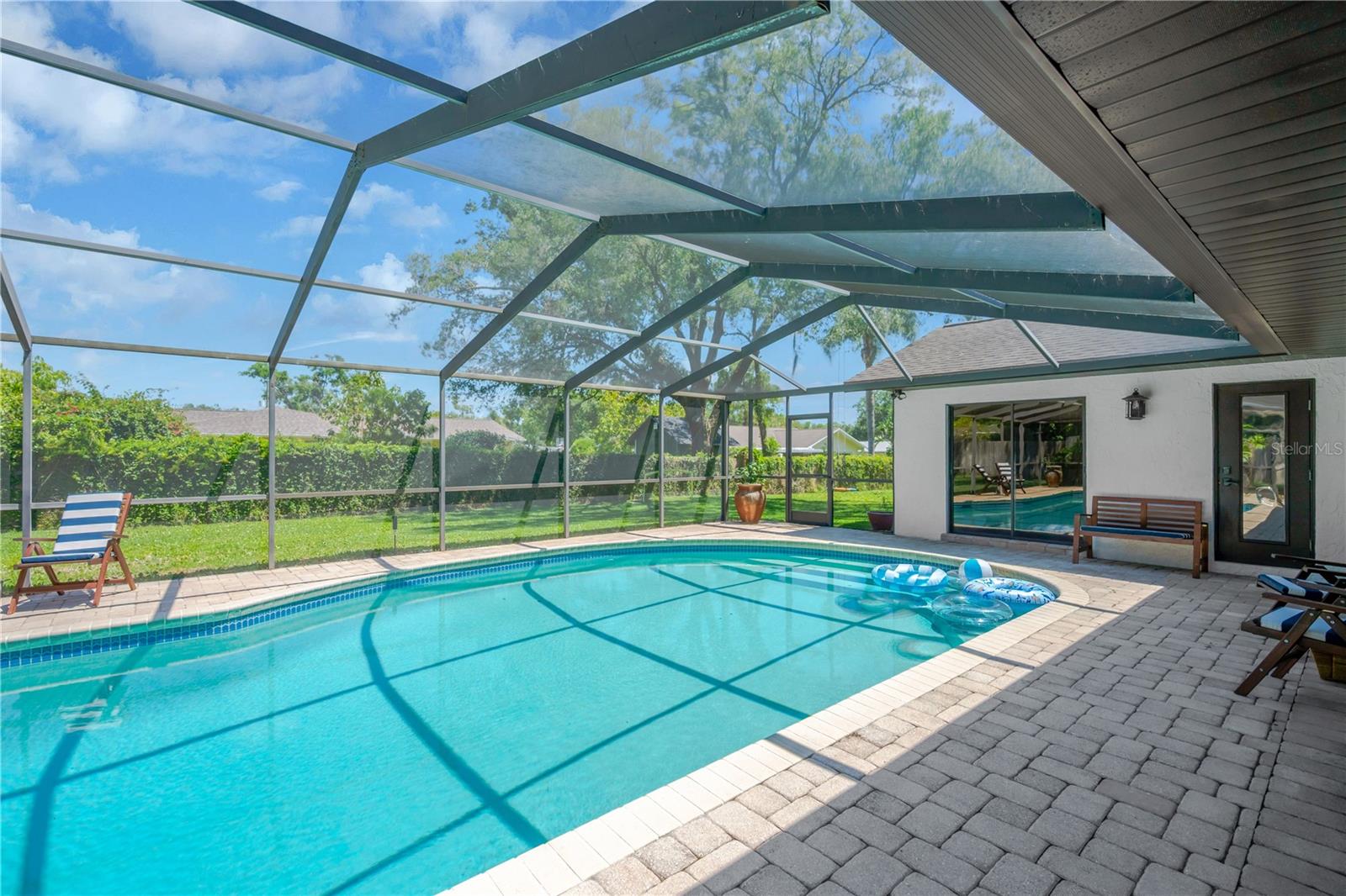 Image 2 of 72 For 1007 Morfield Lane