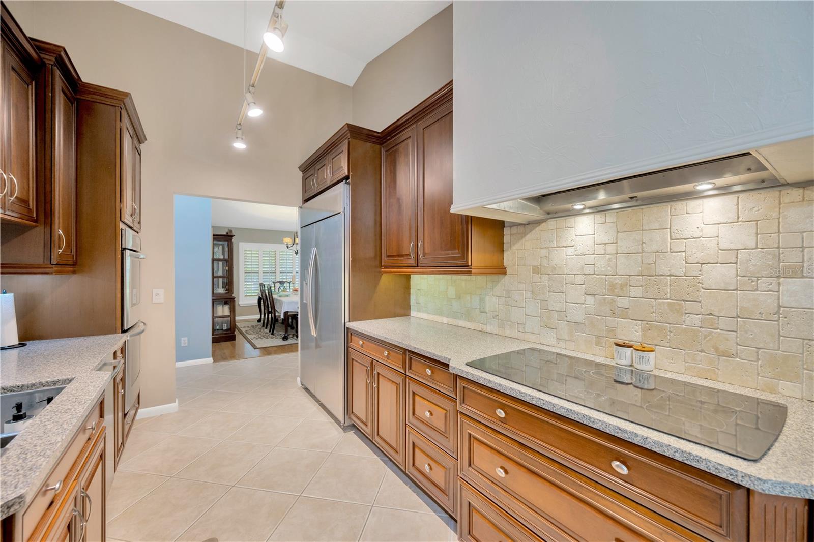 Image 5 of 72 For 1007 Morfield Lane