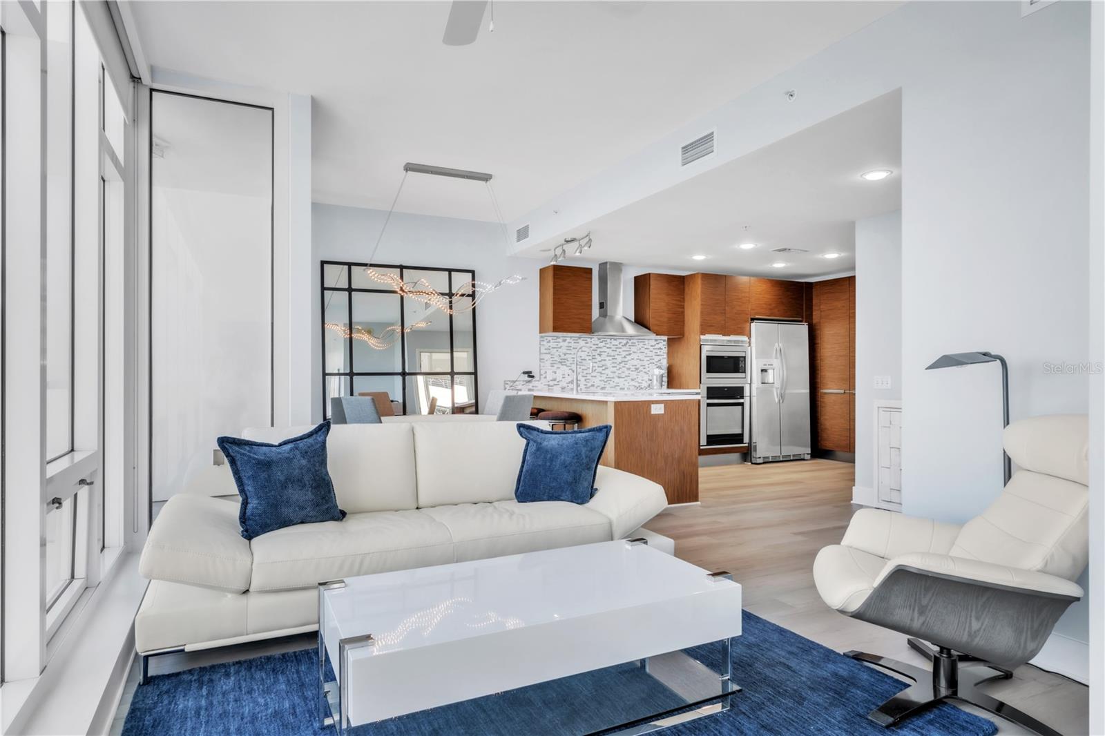 Image 11 of 28 For 175 1st Street S 412