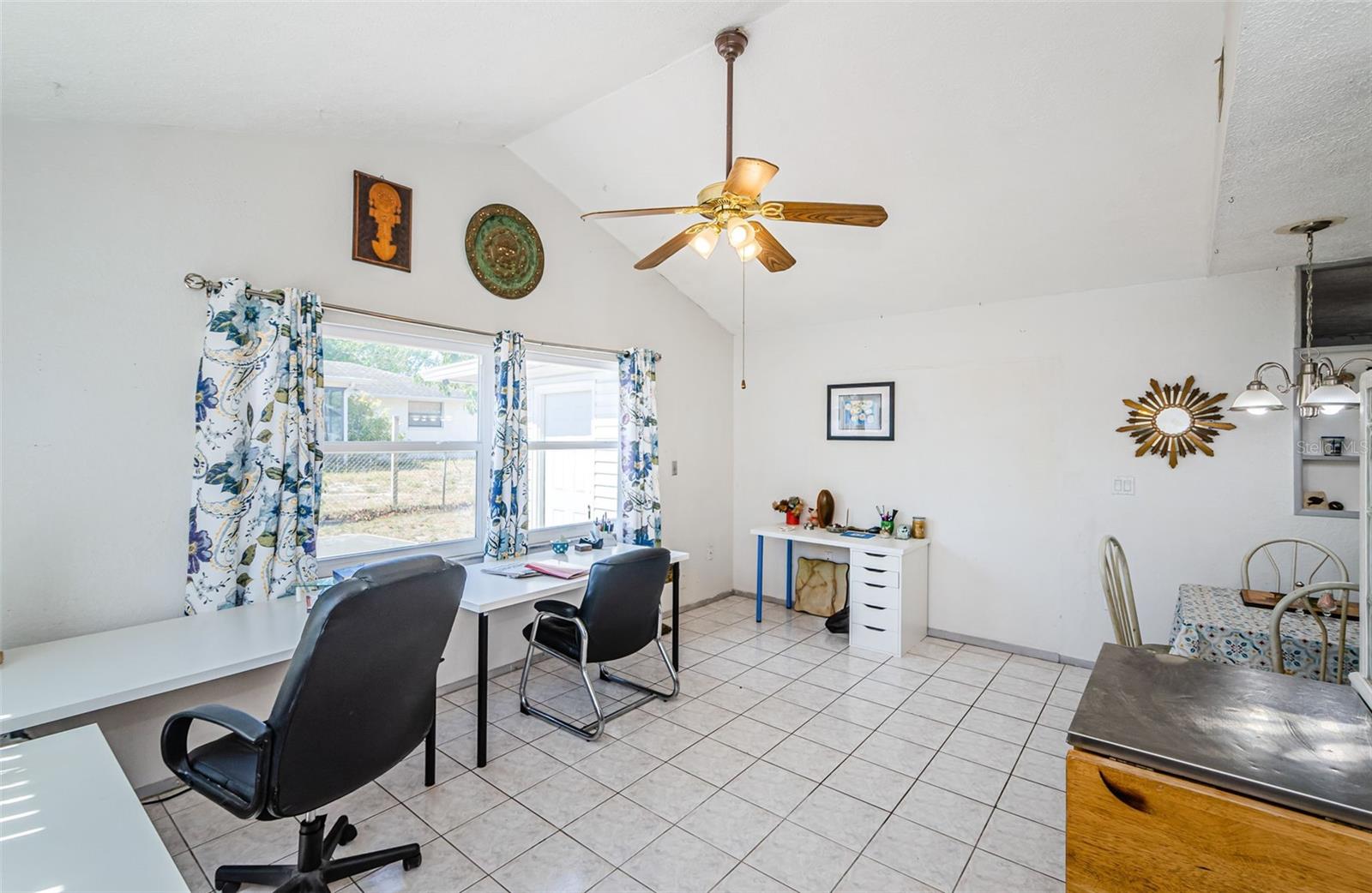Image 13 of 28 For 7420 Cay Drive