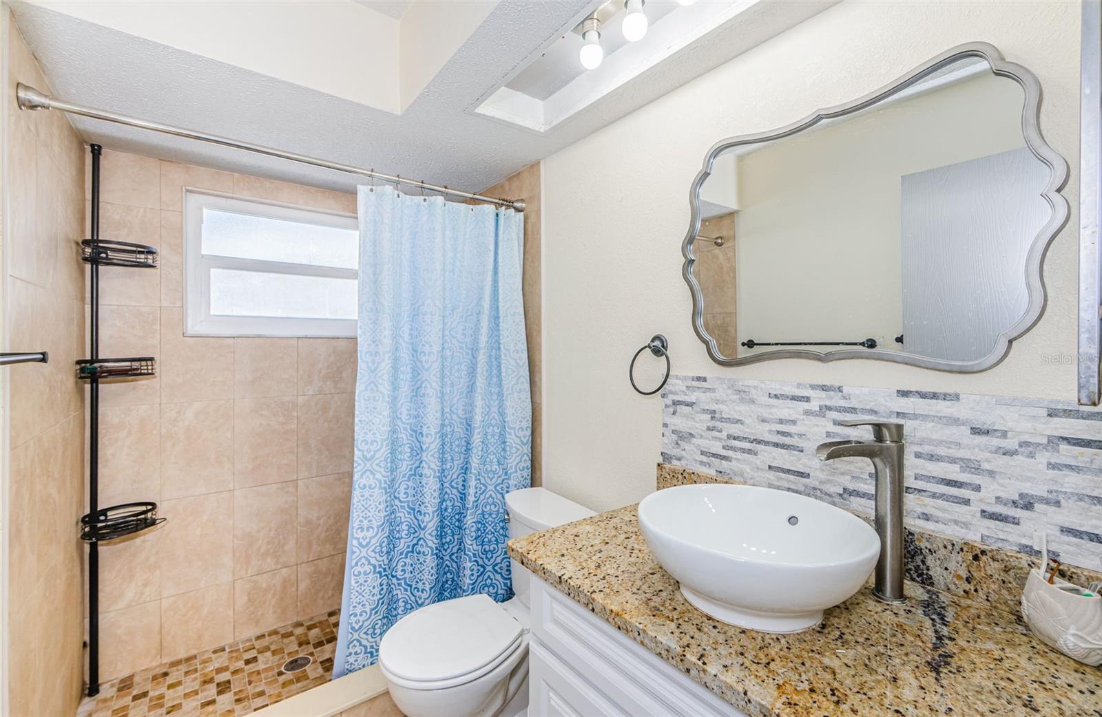 Image 17 of 28 For 7420 Cay Drive