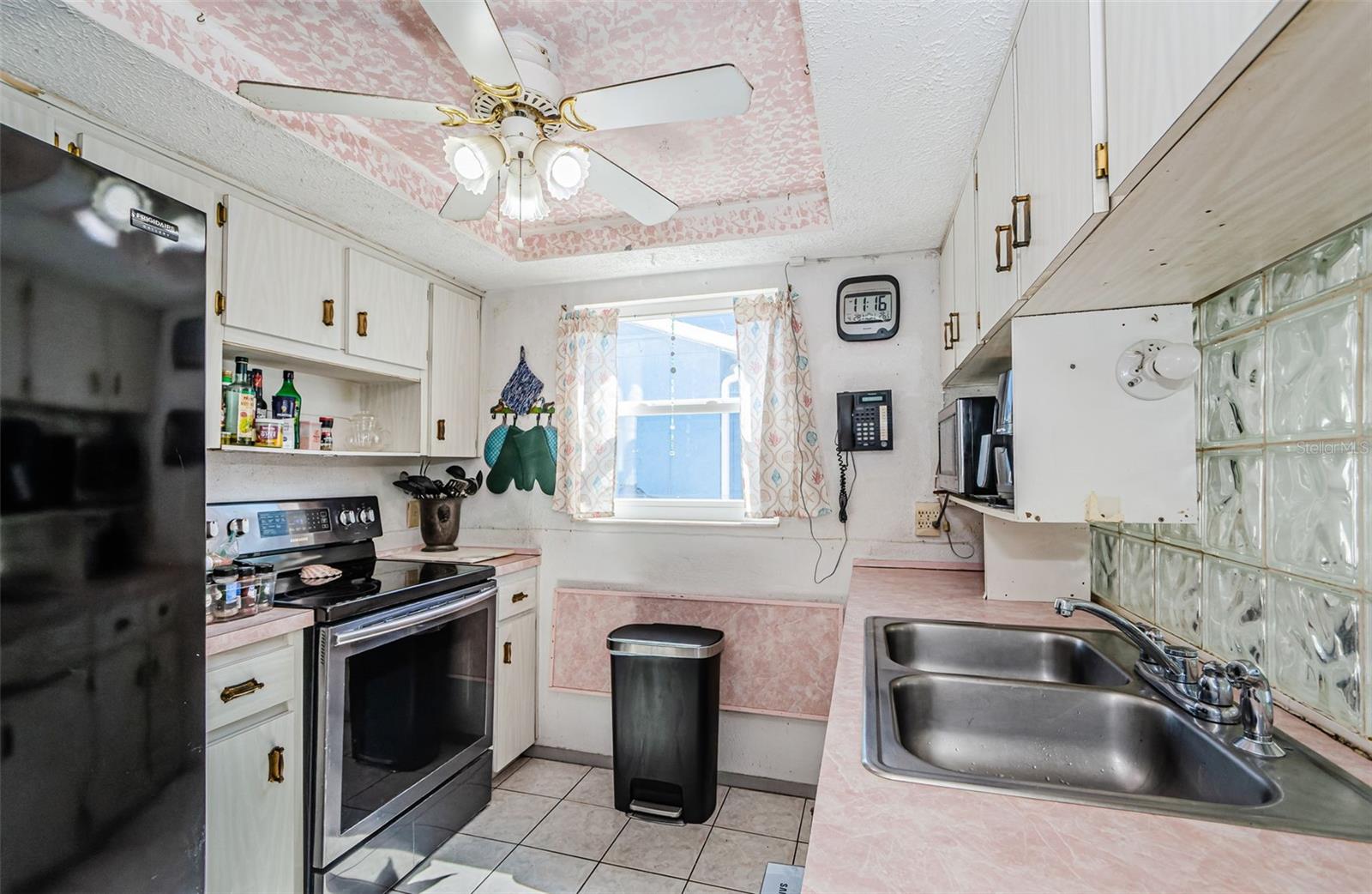 Image 9 of 28 For 7420 Cay Drive