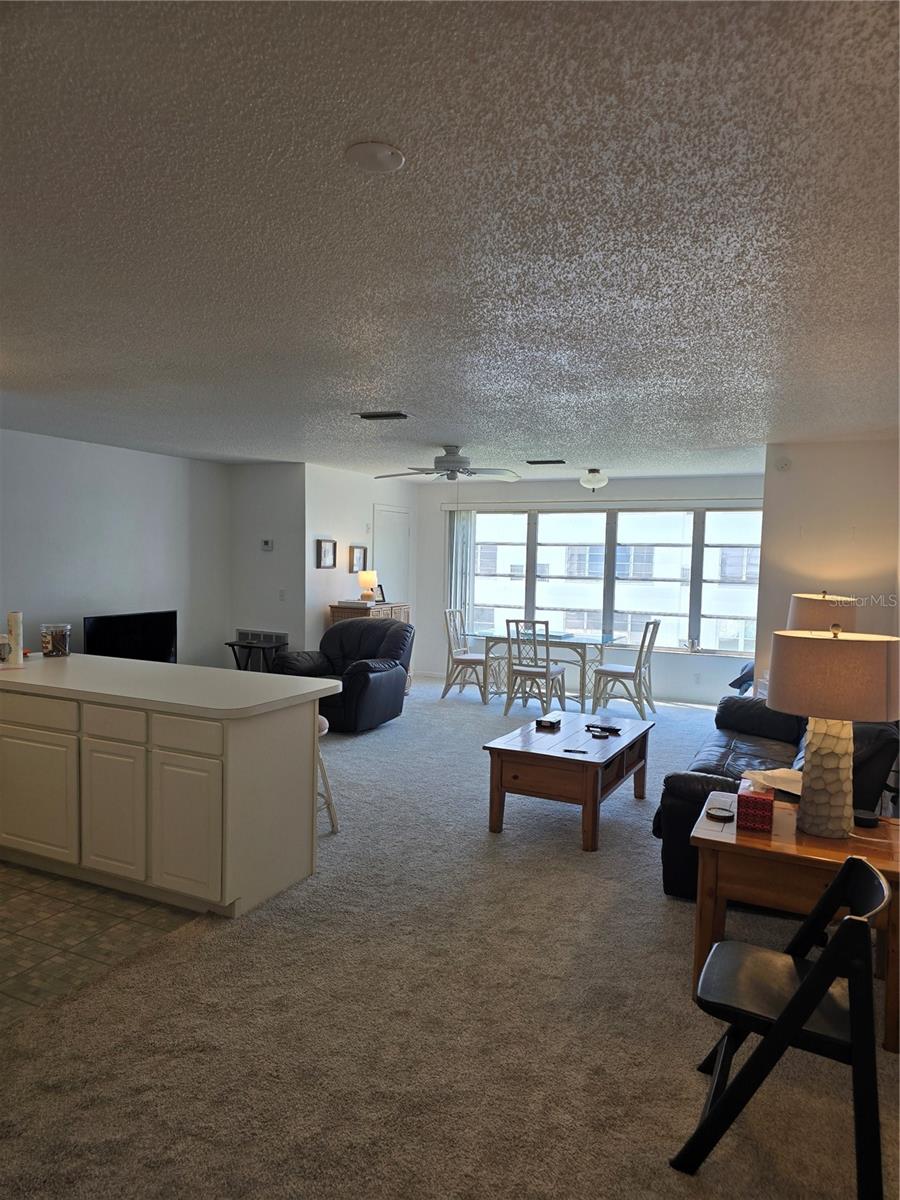Listing photo id 9 for 5623 80th Street N 306