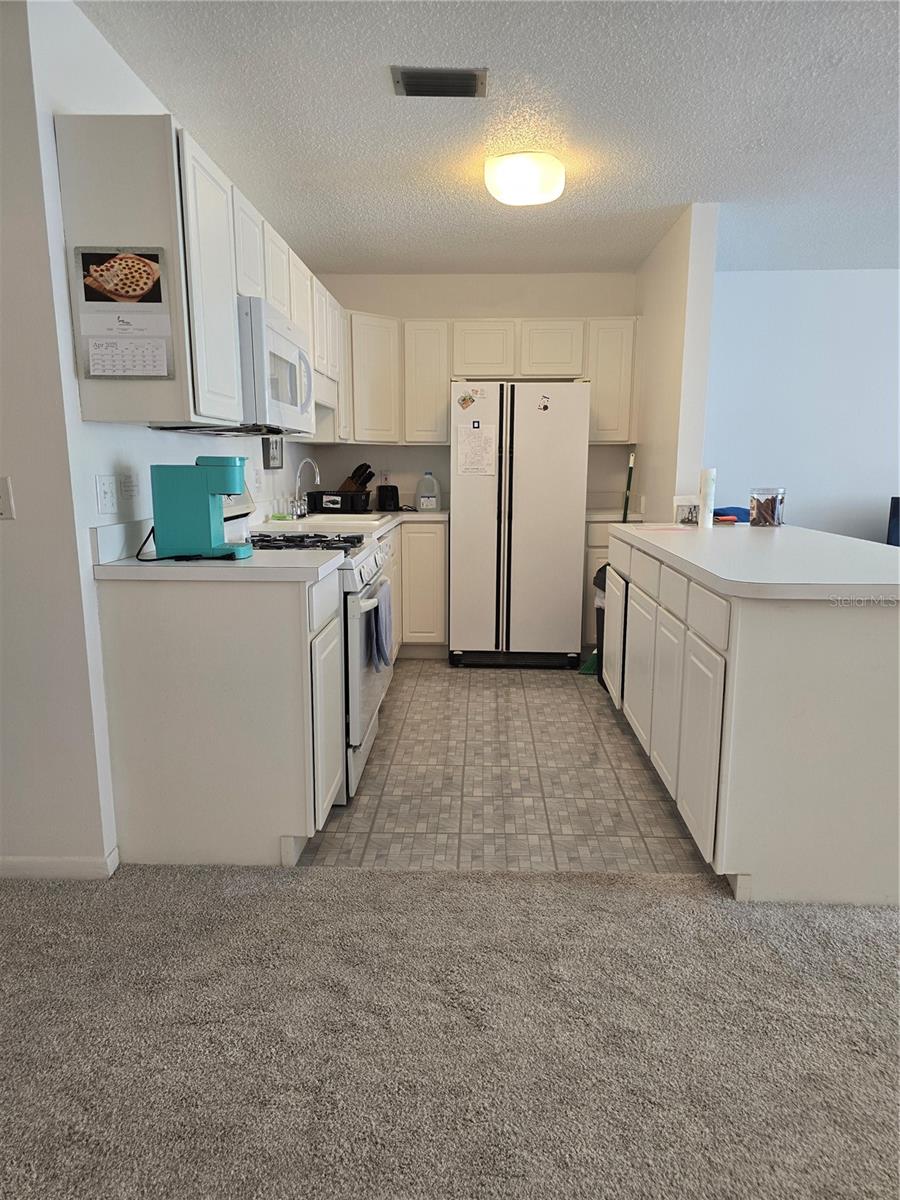 Listing photo id 13 for 5623 80th Street N 306
