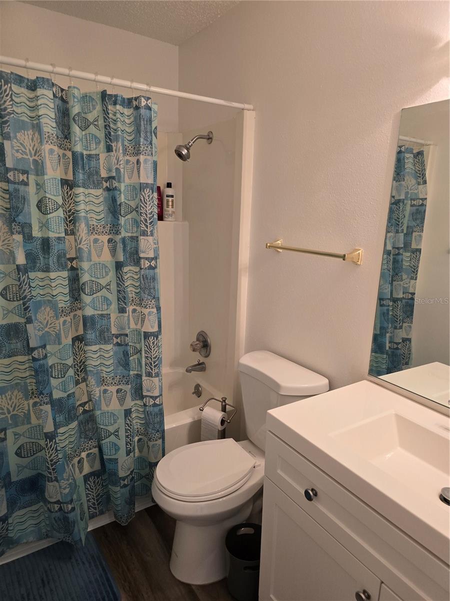 Listing photo id 17 for 5623 80th Street N 306