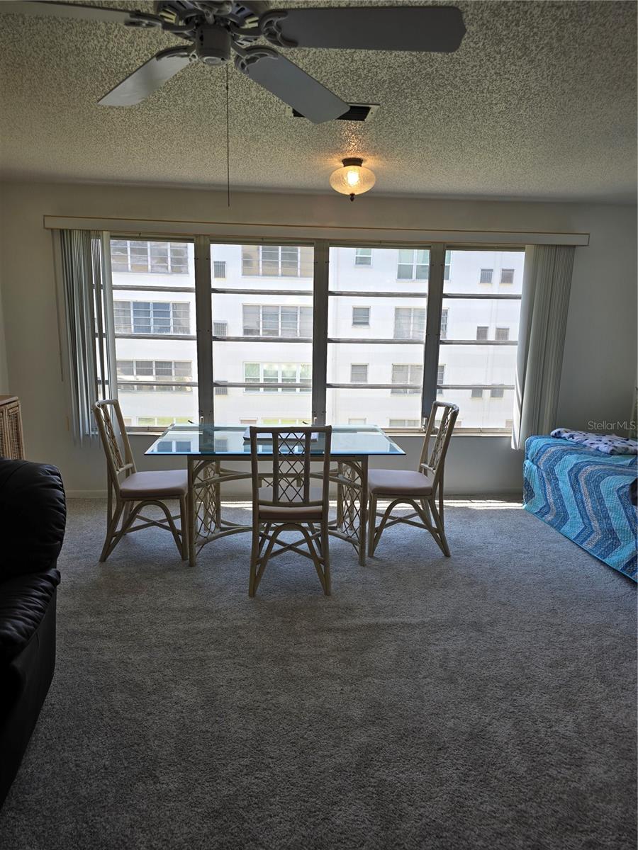 Listing photo id 6 for 5623 80th Street N 306