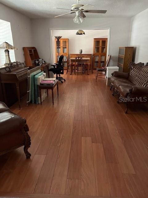 Image 22 of 46 For 7033 123rd Street