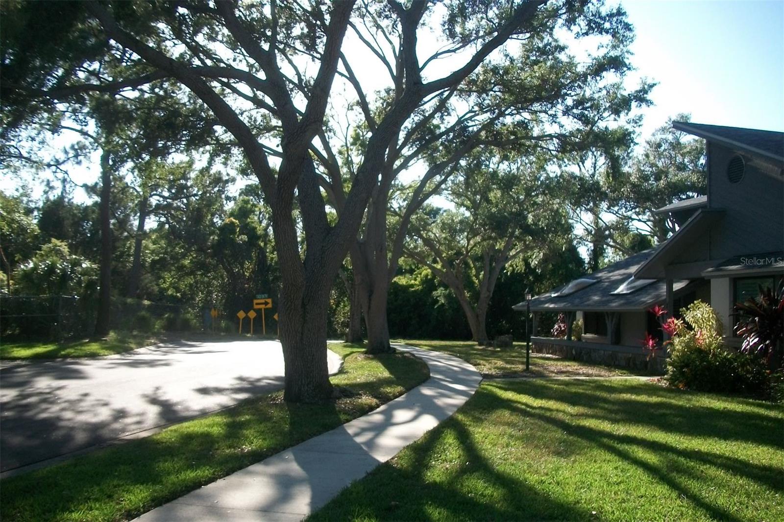 Image 3 of 46 For 7033 123rd Street