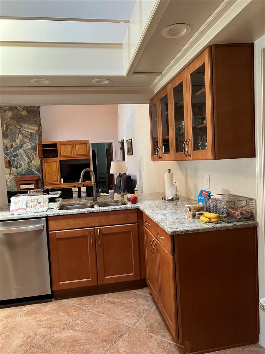 Image 7 of 46 For 7033 123rd Street